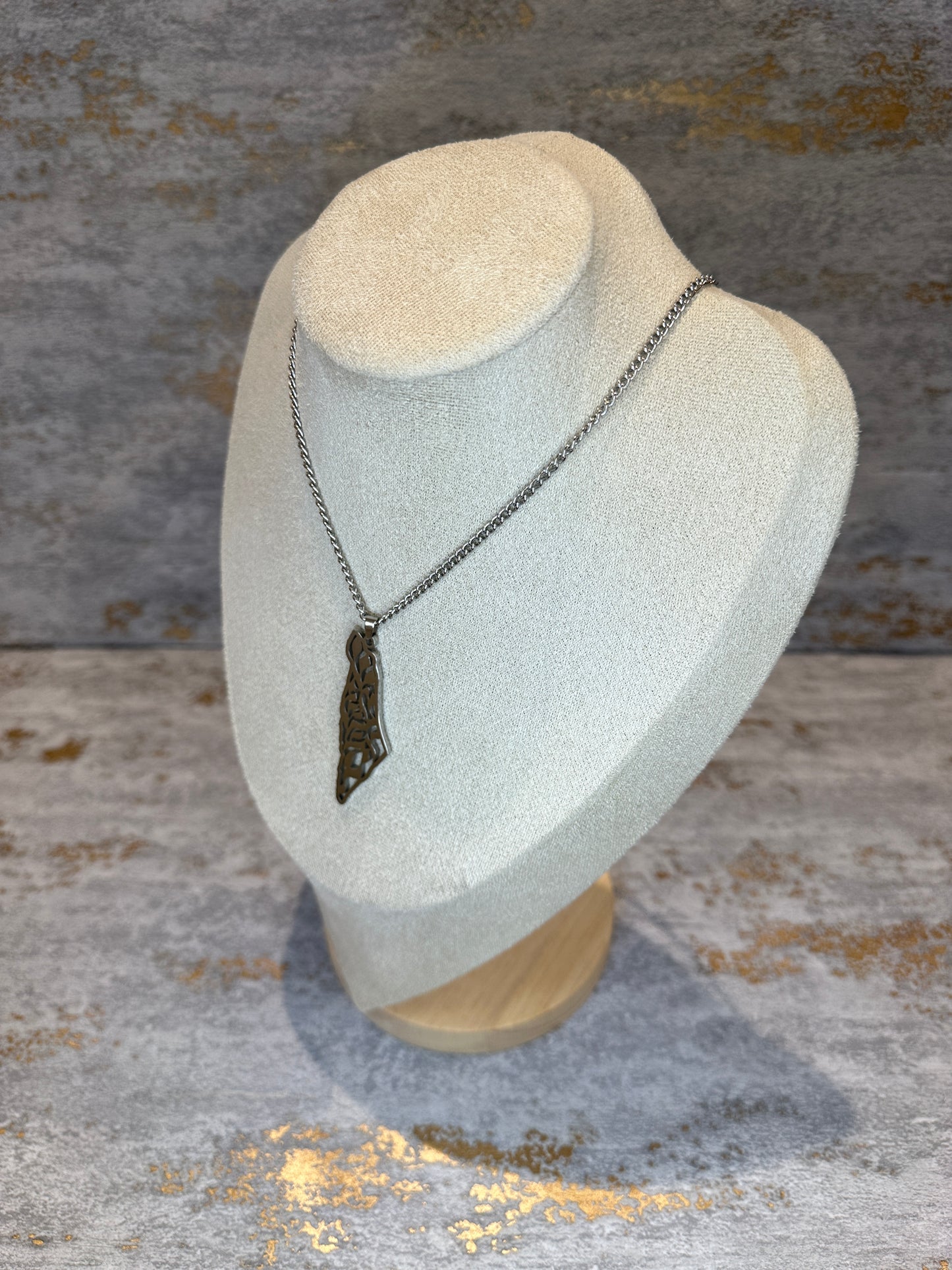 Palestine map necklace silver