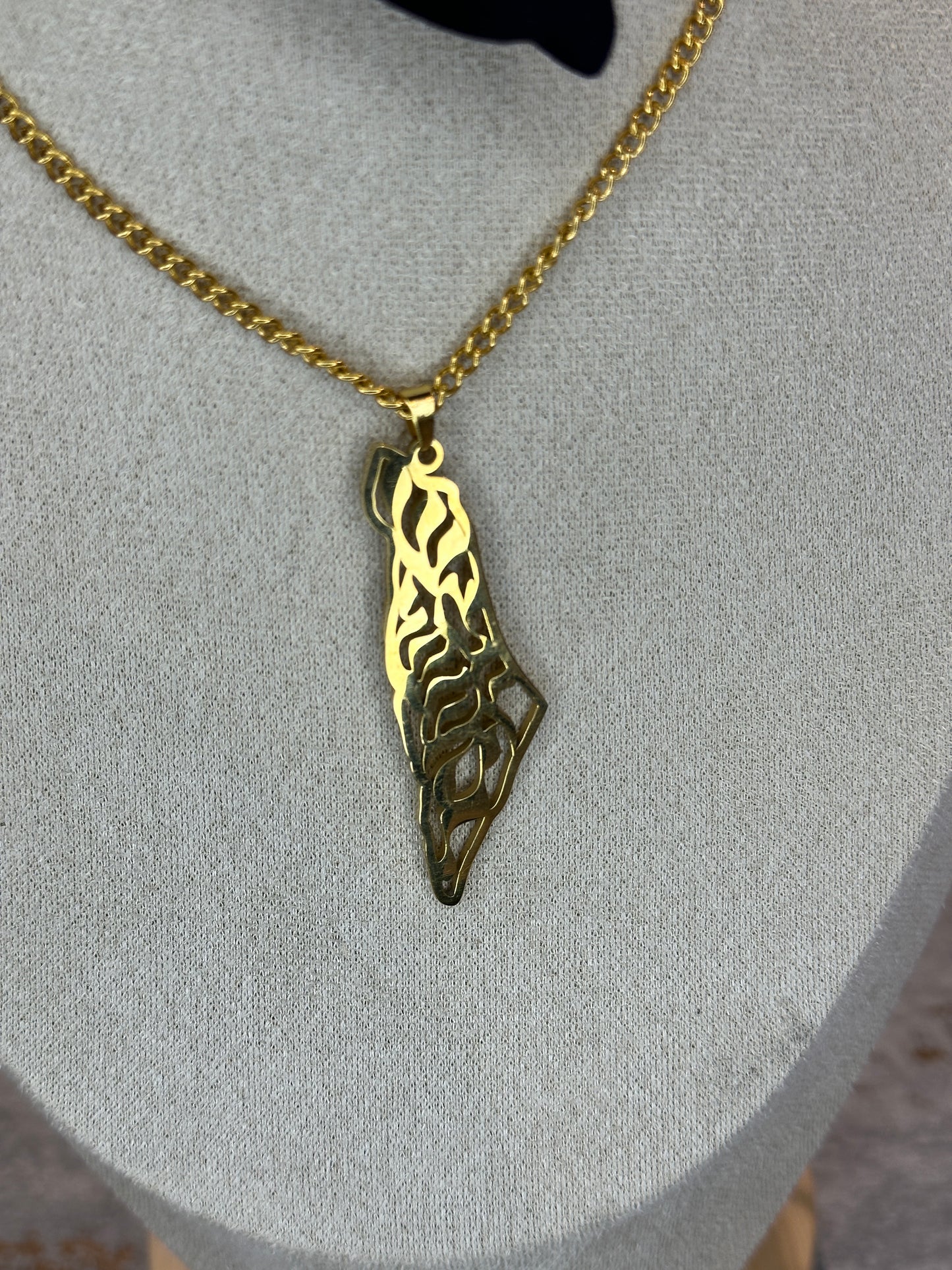 Palestine map necklace gold